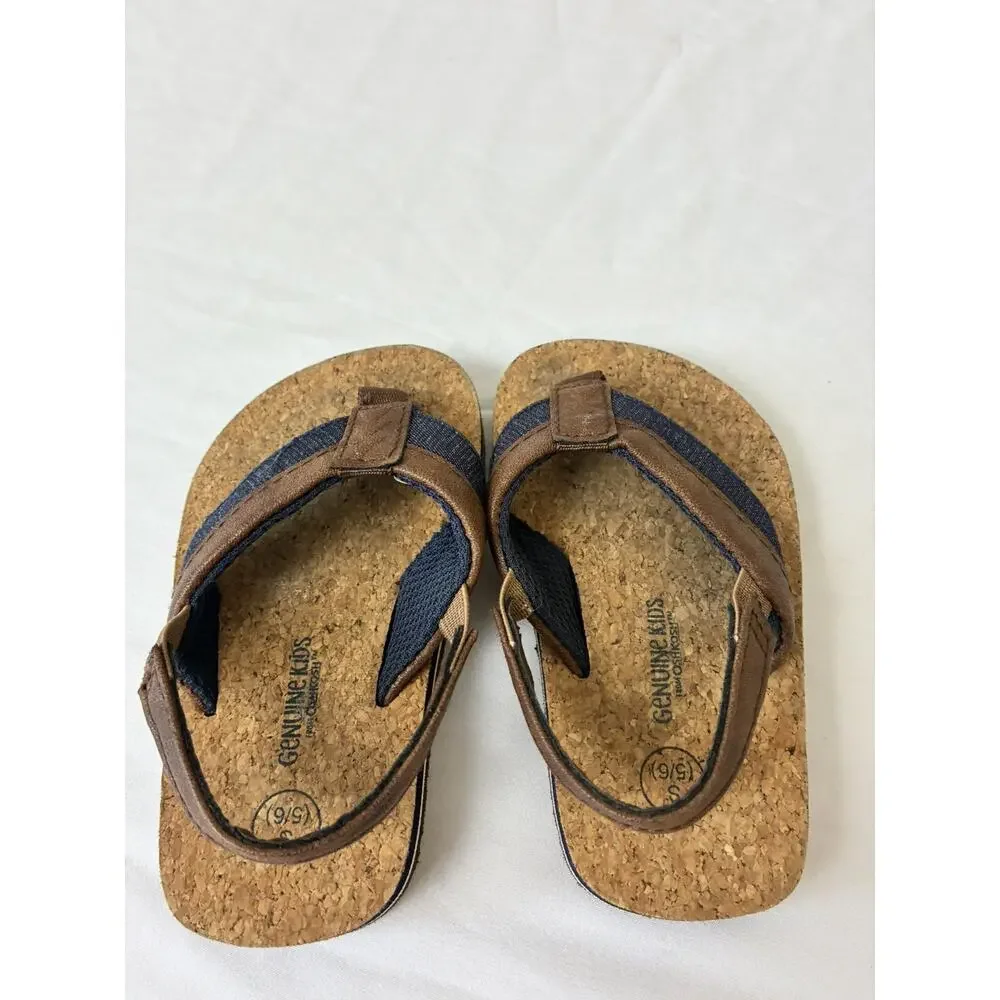 Kids Oshkosh B’gosh Sandals 5/6